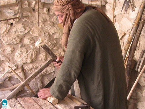 The carpenter’s saw is mentioned in the Bible (1 Kings 7:9). – Slide 7