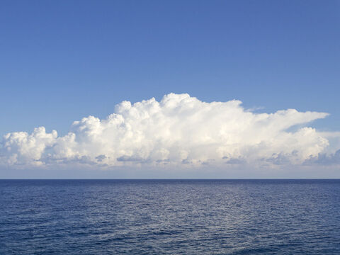 White cloud, blue sea. – Slide 19