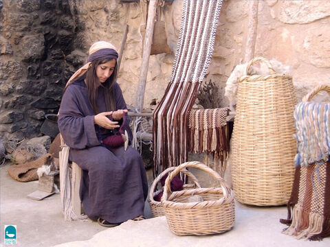 Weaving was practised from early Bible times (Exodus 35:35). The Egyptians were especially skilled in it (Isaiah 19:9, Ezekiel 27:7) and the Israelites most likely learnt it from them. Joseph wore fine linen (Genesis 41:42). – Slide 1